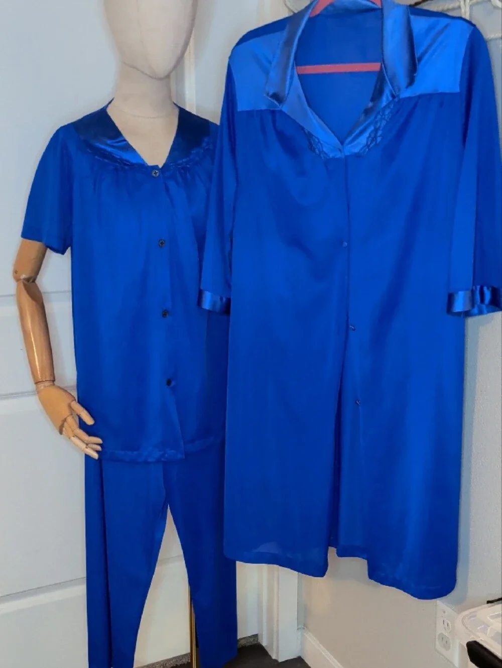 Vintage 60s Vanity Fair Royal Blue Satin 3-Piece Pajama Set w/ Robe SZ M